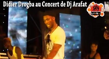 Χορευταράς ο Ντρογκμπά (video)