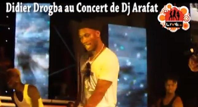 Χορευταράς ο Ντρογκμπά (video)