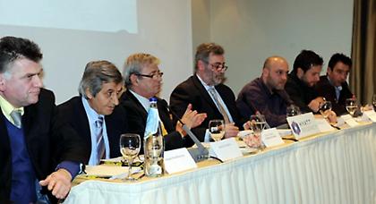 «Μια γροθιά για τον Άρη»