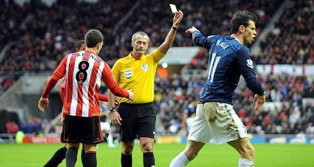 Μπέιλ και… κάτω (video)