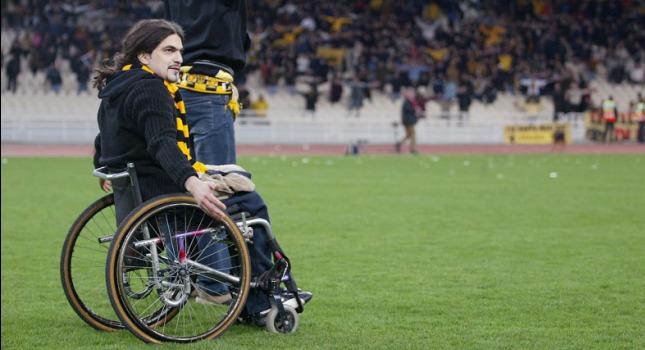 Η Football League αποζημιώνει το Νίκο Ξηροκώστα!