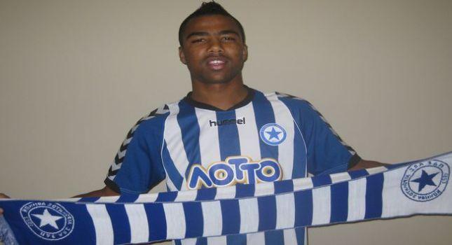 Στην πλάτη του… ο Μήτρογλου