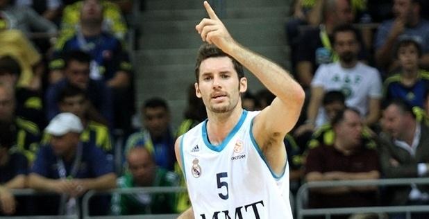 Υπόκλιση Ρούντι σε Ναβάρο