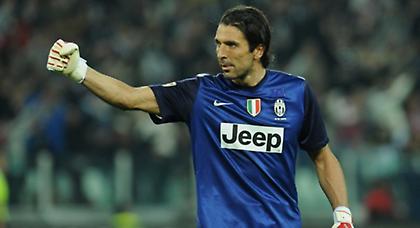 Οι ευχές του Μπουφόν στους φίλους του