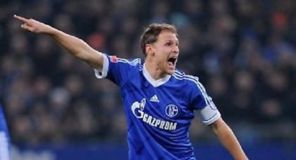 Ανάμεσα σε Σάλκε και Μπάγερν ο Χέβεντες