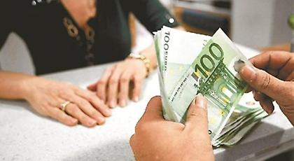 Επιστρέφουν οι τραπεζικές καταθέσεις στην Ελλάδα