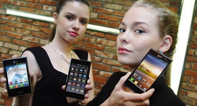 Aνεβαίνουν οι ενεργοποιήσεις Android και iOS