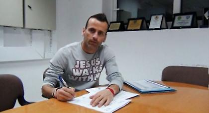 Ανακοίνωσε τρεις ο Απόλλων