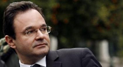 Καμουφλαρισμένος... επιστρέφει ο Παπακωνσταντίνου