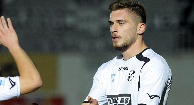 Μέσα και ο Παπάζογλου