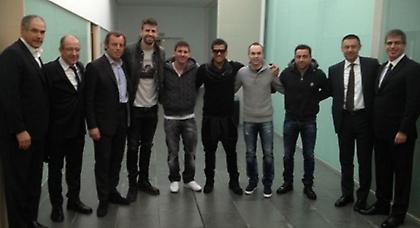 «Μπλαουγκράνα» χρώμα στη Ζυρίχη