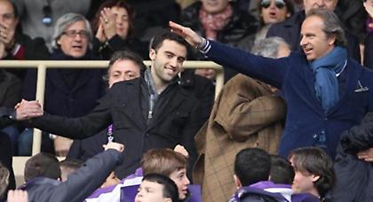 Υπέγραψε και παρουσιάζεται ο Τζουζέπε Ρόσι