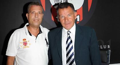 Η δυσαρέσκεια φέρνει αποχωρήσεις