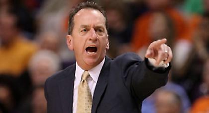 Ο Μπόιλαν στο τιμόνι των Μπακς