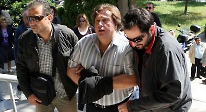 Απολογούνται οι κατηγορούμενοι της υπεξαίρεσης