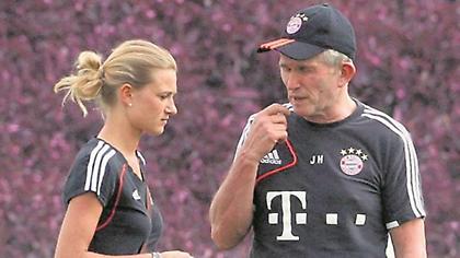 Ποια είναι η ξανθιά της Μπάγερν;