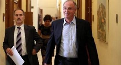 «Δεν κέρδισα ούτε μισό ευρώ από την πολιτική»