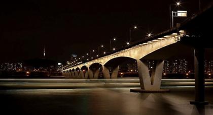 Συστήματα θα παρακολουθούν επίδοξους αυτόχειρες