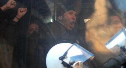 Απολογούνται στον ανακριτή οι κατηγορούμενοι της βίλας Αμαλία