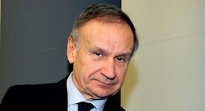 Νέος πρόεδρος ο Πετρούτσι