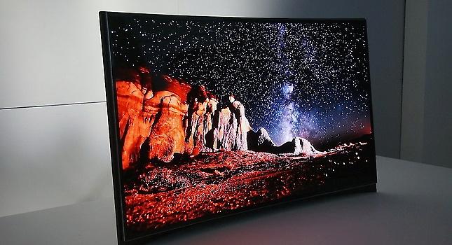 Samsung με... καμπύλες στο Consumer Electronics Show 2013