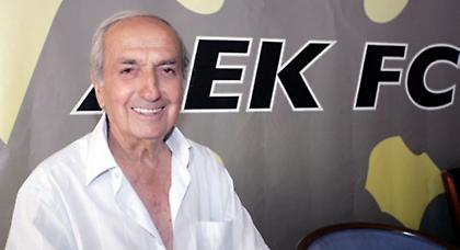 «Όσο υπάρχω, η ΑΕΚ δεν πέφτει»
