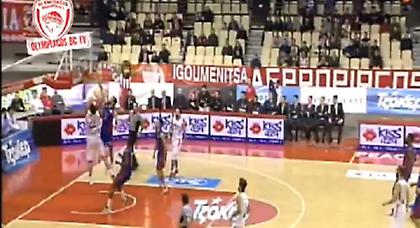 «Πέρπε» ταπώνει, Μάντζαρης «σερβίρει» (video)