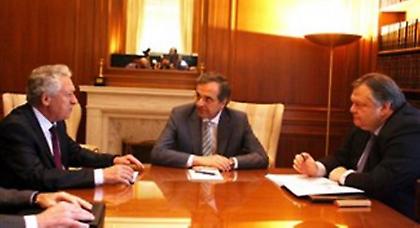 Σύσκεψη των πολιτικών αρχηγών για τρομοκρατία και λίστα