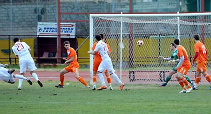 Δεν χάνει ούτε στα φιλικά