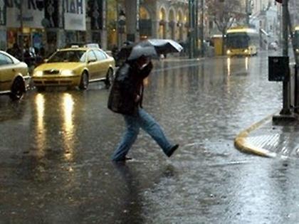 Βροχές και καταιγίδες σε όλη την Ελλάδα