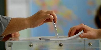 Ισοπαλία ΝΔ - ΣΥΡΙΖΑ σε δύο νέες δημοσκοπήσεις