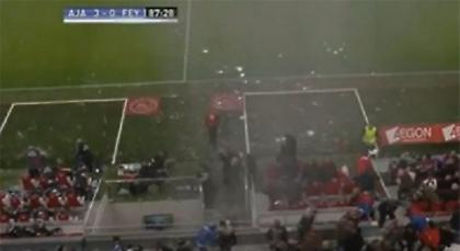 Τρύπια η οροφή του Άμστερνταμ Αρένα (video)