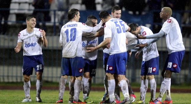 Να συνεχίσουν στον ίδιο ρυθμό