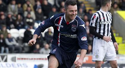 O Oικονόμου ανεβάζει την Ρος Κάουντι!