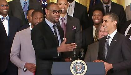Οι πρωταθλητές στον Ομπάμα (video)