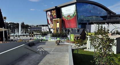 Δύο μουσεία, εμπορικό κέντρο και χώροι αναψυχής στο κτίριο του IBC