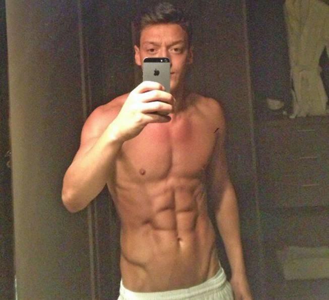 Ο Εζίλ είναι… φέτες