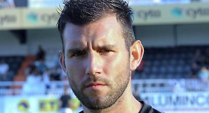 Απαντάει ο Ρόβας