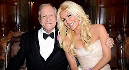 Πέντε μπασκετμπολίστες εύχονται στον Χιου Χέφνερ του Playboy (Video - Pics)