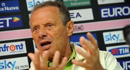 «Με αγαπούν στο Παλέρμο κι ας με φτύνουν»