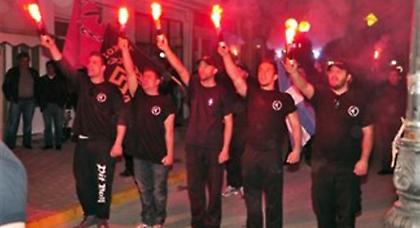 Guardian: Φόβοι για τη «μετανάστευση» της Χρυσής Αυγής στη Γερμανία