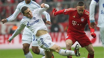 Μέσα, αλλά δύσκολα