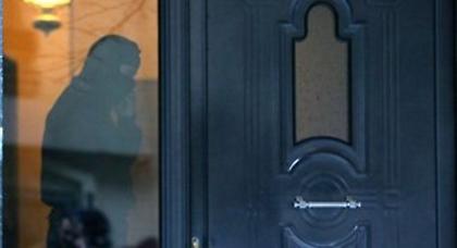 «Βλέπαμε συχνά τον Ρωμανό με μία ψηλή κοπέλα»