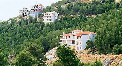 Ενιαίος φόρος και σε ημιυπαίθριους και αυθαίρετα