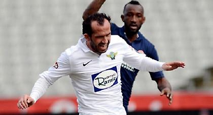 Αντεπίθεση με αρχηγό τον Γκέκα!