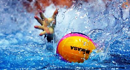 Νίκη με... καθυστέρηση