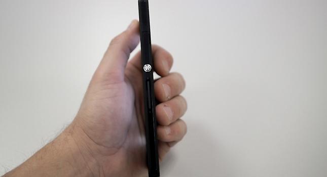 Πρώτη επαφή με το υπερ-smartphone Sony Xperia Z