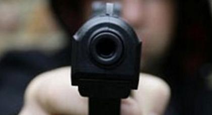 Ληστεία με πιστολίδι στα Εξάρχεια