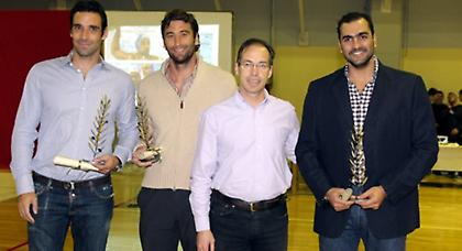 Ο Γιώργος Αφρουδάκης και ο Γιώργος Μαυρωτάς στο insideKAΡ web radio