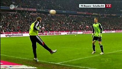 Βαρέθηκε να… περιμένει ο Νόιερ